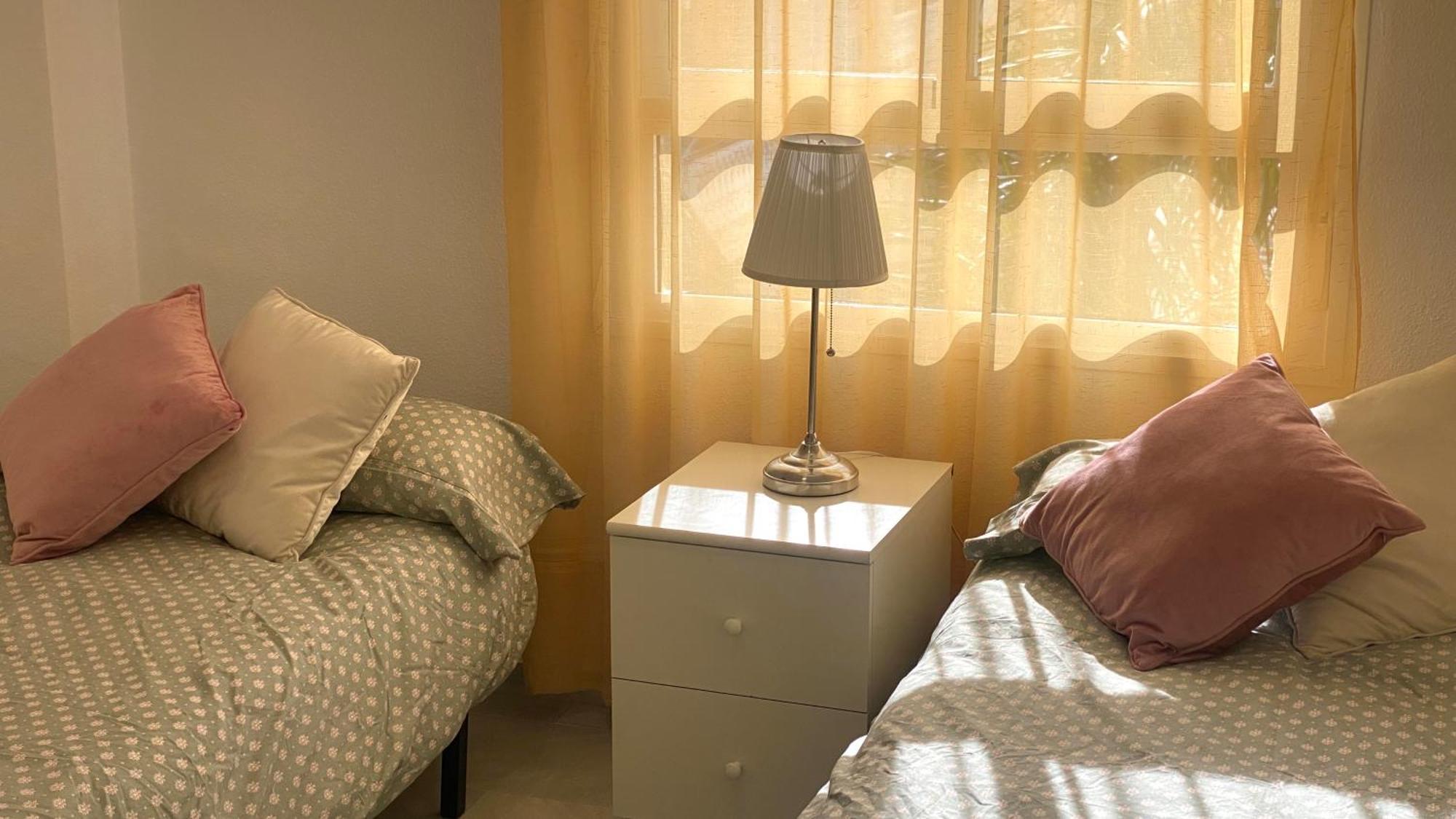 Ferienwohnung Carihuela Plaza Del Remo Torremolinos Exterior foto