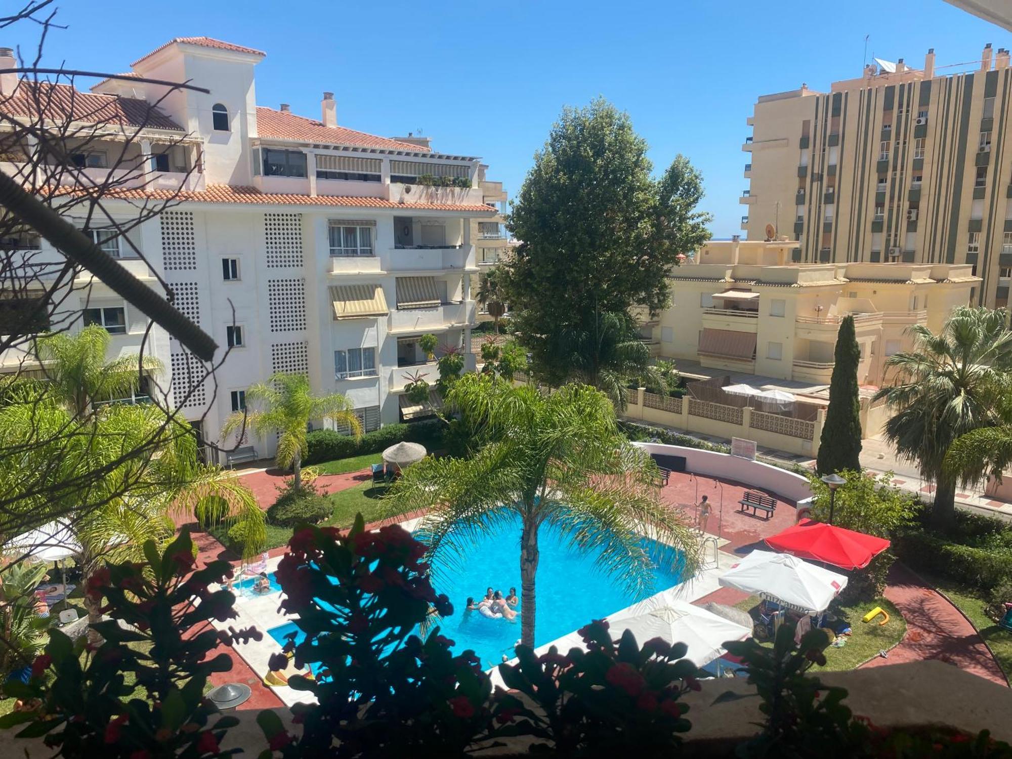 Ferienwohnung Carihuela Plaza Del Remo Torremolinos Exterior foto